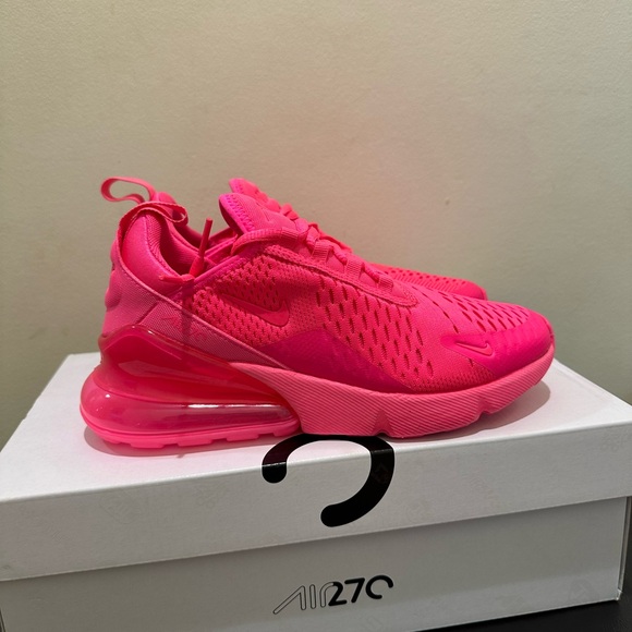 NIB Women's Nike Air Max 270 Triple Hyper Pink Bubblegum FD0293 600 - Picture 3 of 7